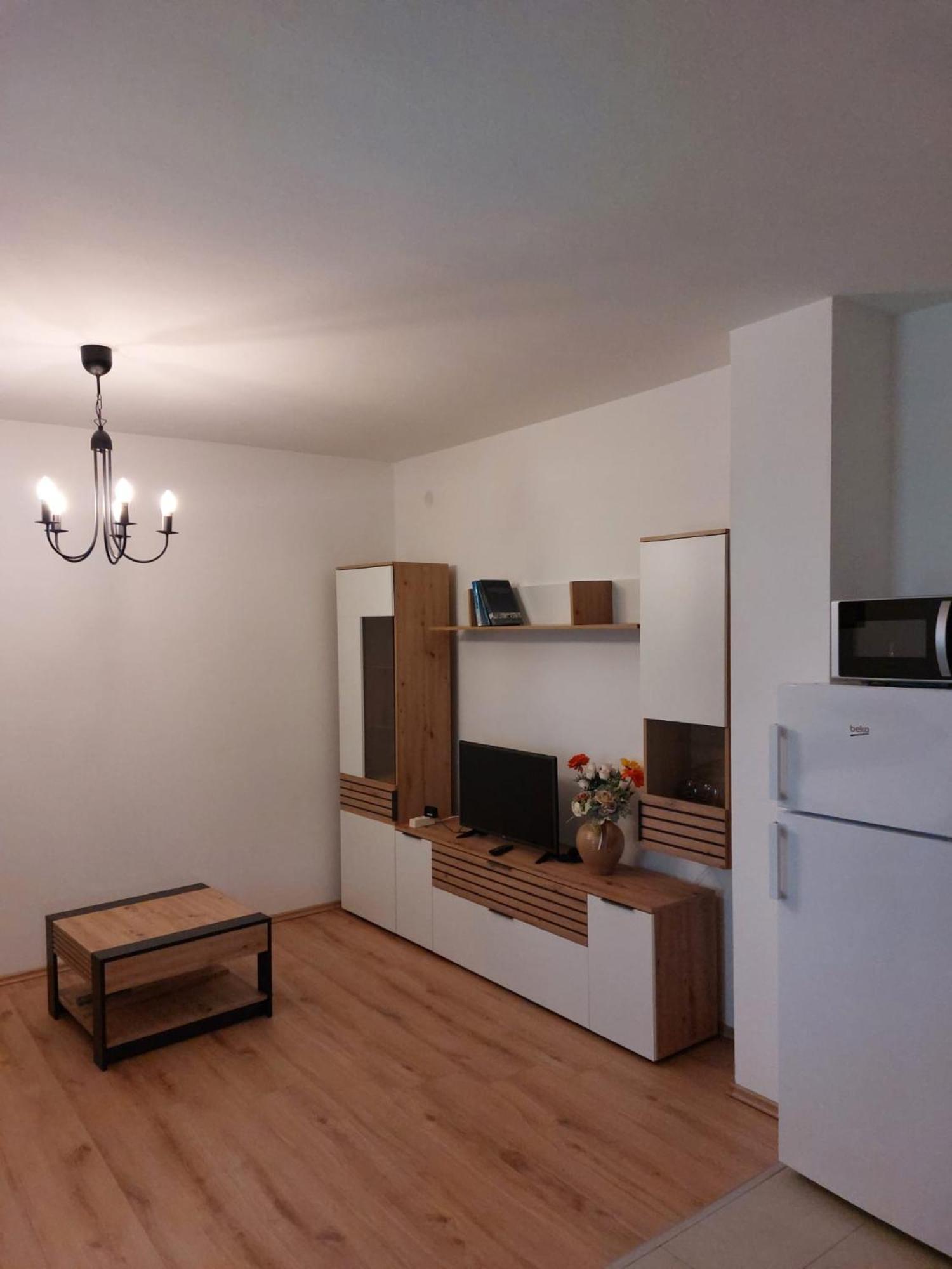 Apartmani Anita Malinska Exterior photo